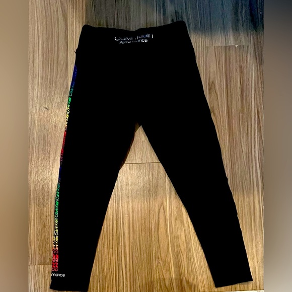 Calvin Klein Performance Leggings | Black | Large - Picture 3 of 3